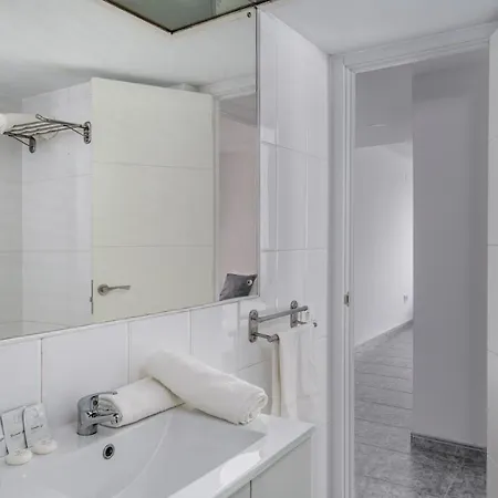 Flat With Pool By Costarentals - Ref 171